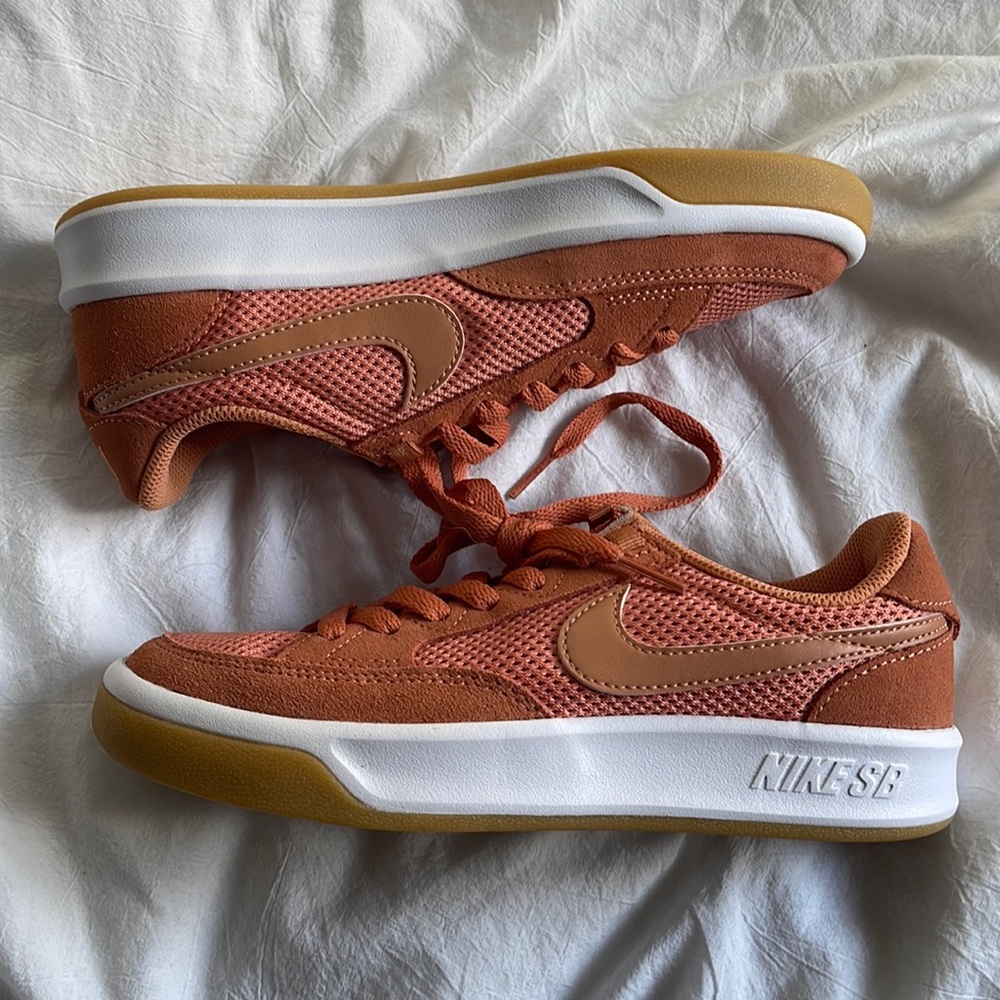 Nike SB Adversary Sneakers in Healing Orange - Men’s Size 5 / Women’s Size 6.5